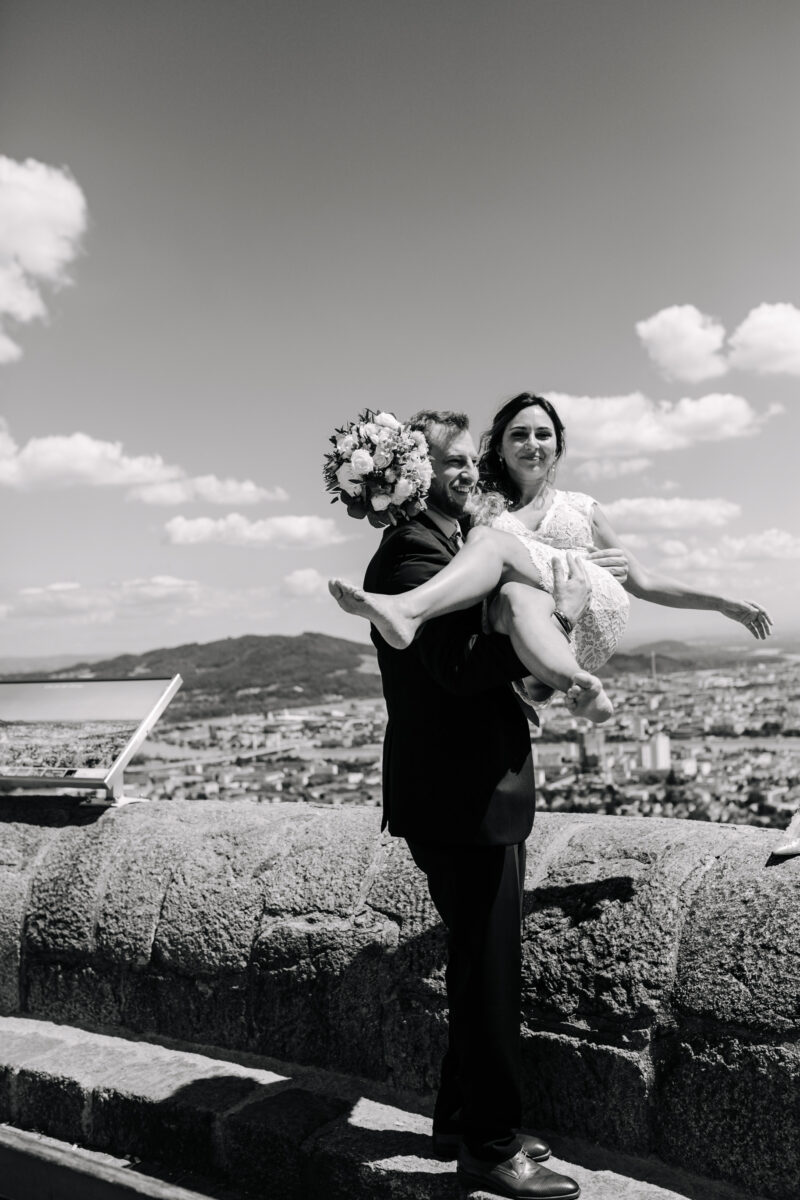 Urbane Sommerhochzeit Pöstlingberg Linz